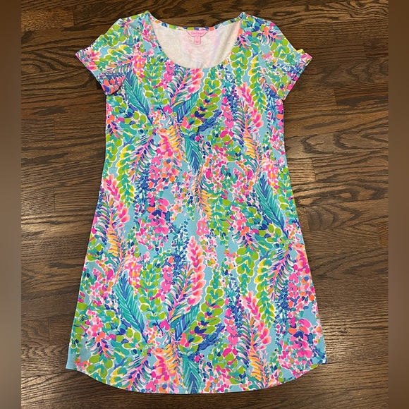 Lilly Pulitzer UPF 50+ Tammy Dress in RARE Catch A Wave Print Size Small - Picture 2 of 3